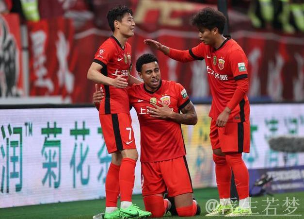 第14轮:浙江队对阵上海海港 第14轮:浙江队对阵上海海港